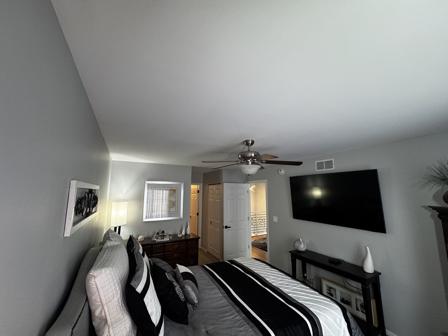 2410 Daybreak Court #3, Elgin, IL 60123