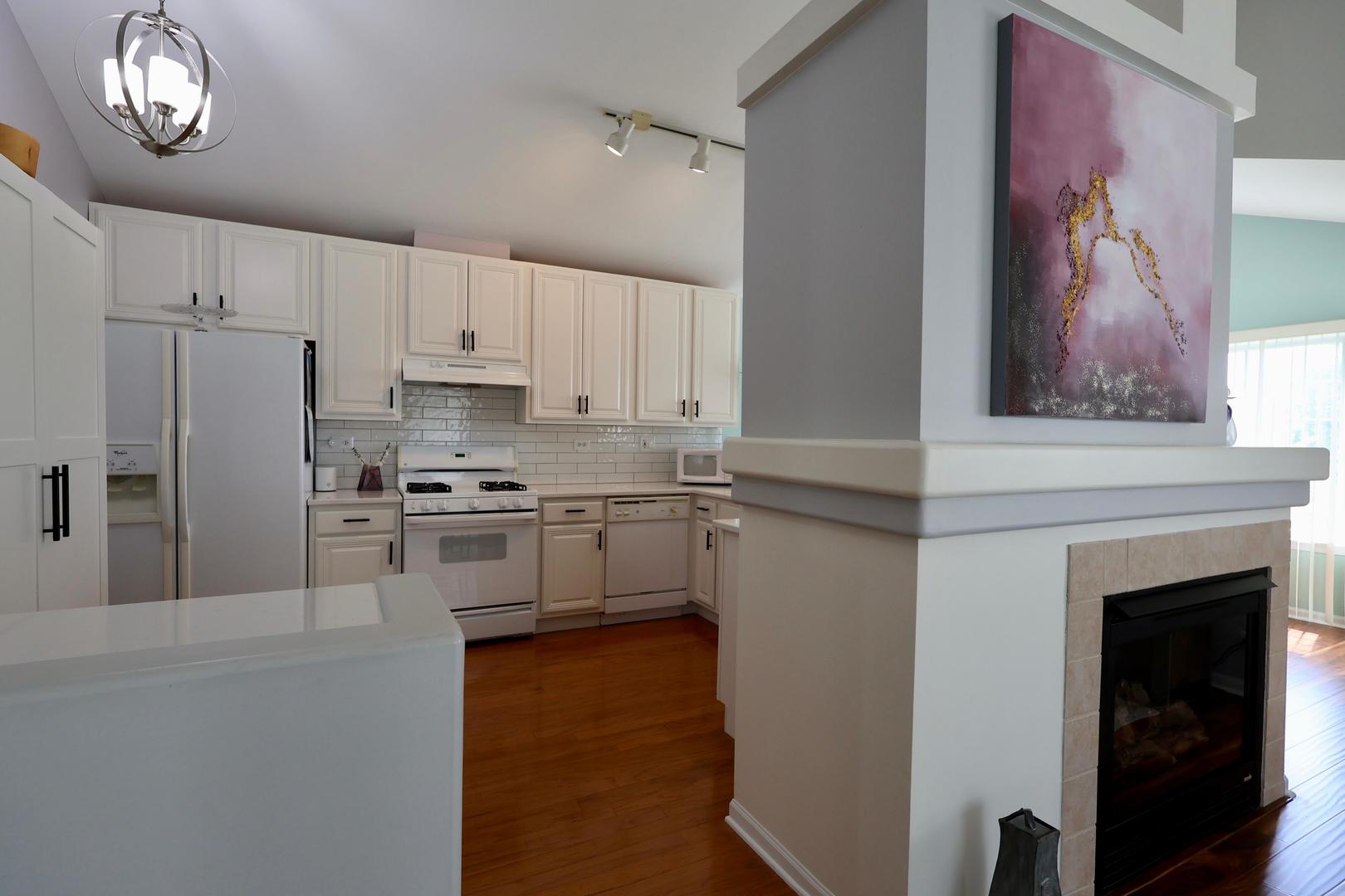 2410 Daybreak Court #3, Elgin, IL 60123