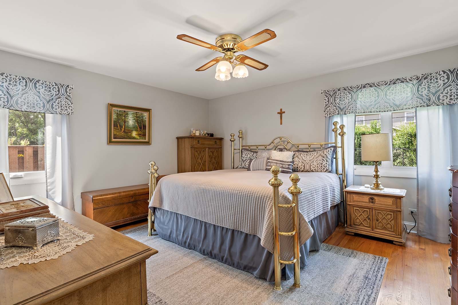 112 N Regency Drive, Arlington Heights, IL 60004