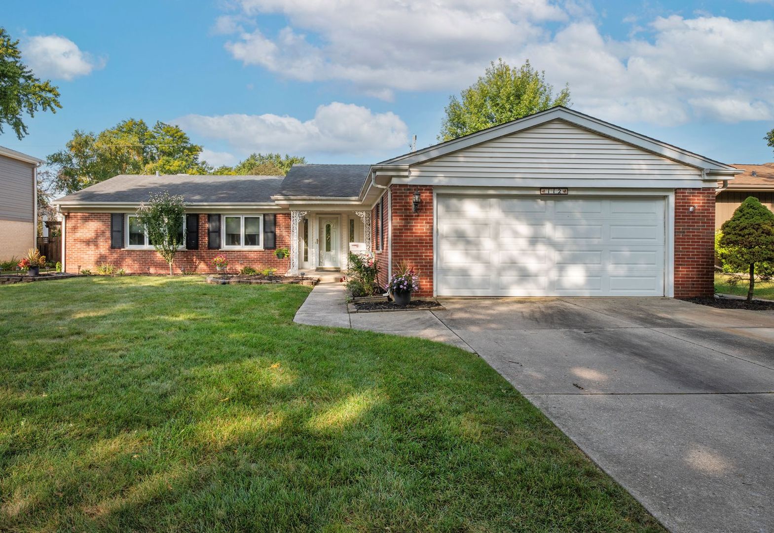 112 N Regency Drive, Arlington Heights, IL 60004