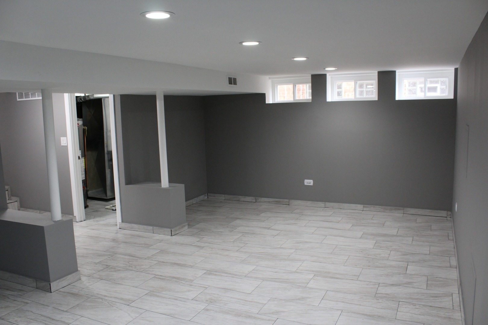 551 W 95th Street, Chicago, IL 60628