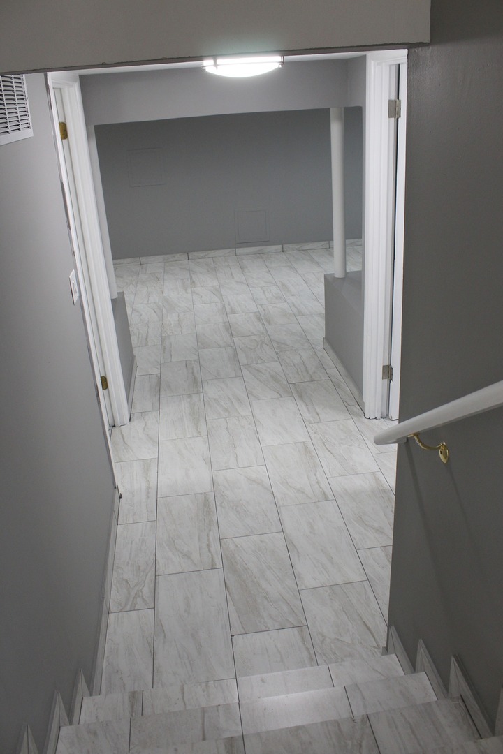 551 W 95th Street, Chicago, IL 60628