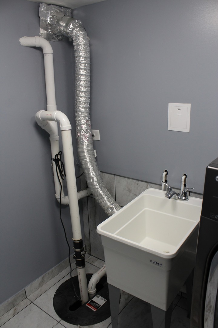 551 W 95th Street, Chicago, IL 60628