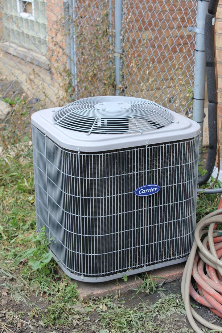 551 W 95th Street, Chicago, IL 60628