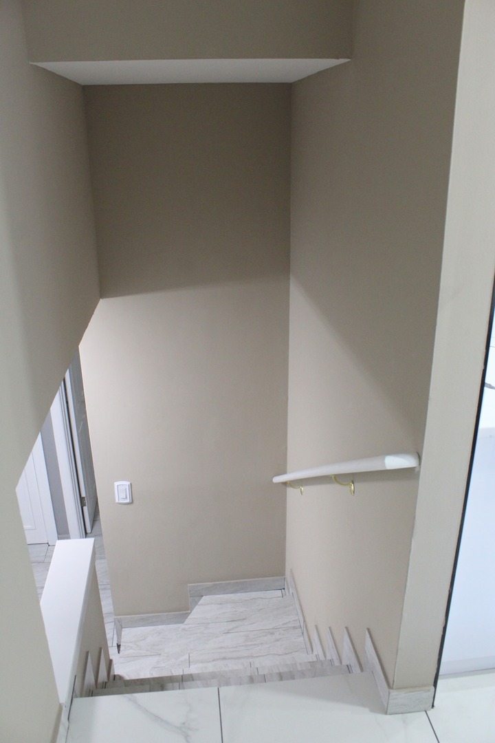 551 W 95th Street, Chicago, IL 60628