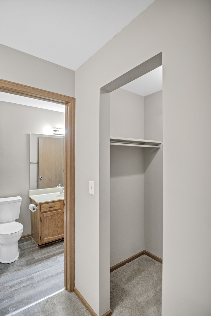 737 CANDLERIDGE Court #D2, Bartlett, IL 60103