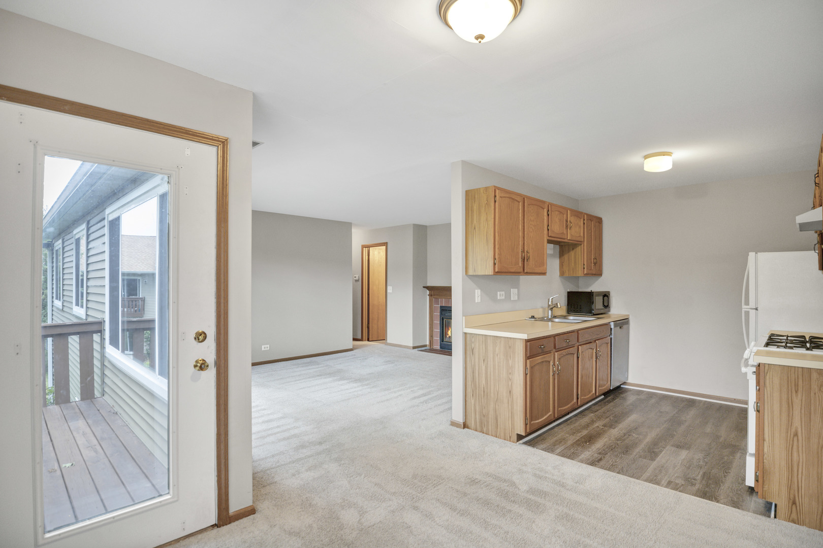 737 CANDLERIDGE Court #D2, Bartlett, IL 60103
