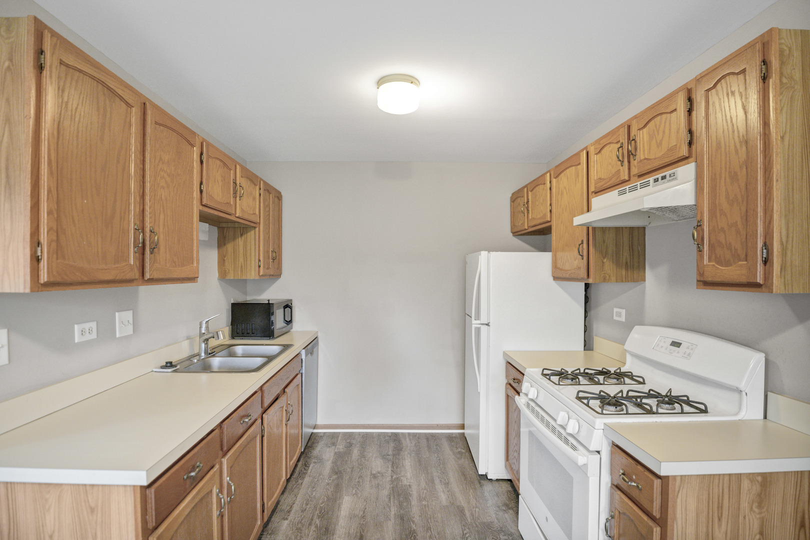 737 CANDLERIDGE Court #D2, Bartlett, IL 60103