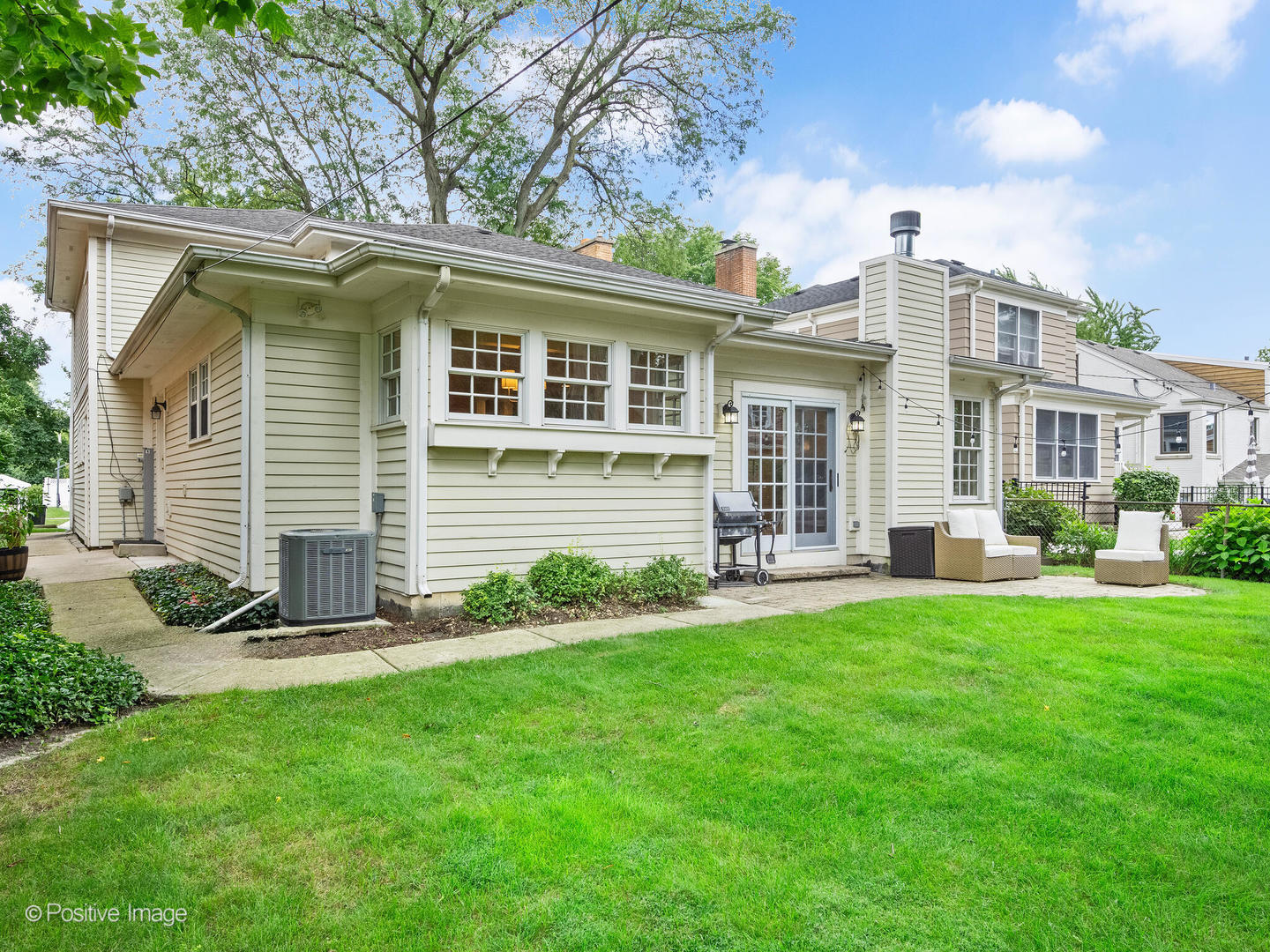 428 S Edgewood Avenue, La Grange, IL 60525