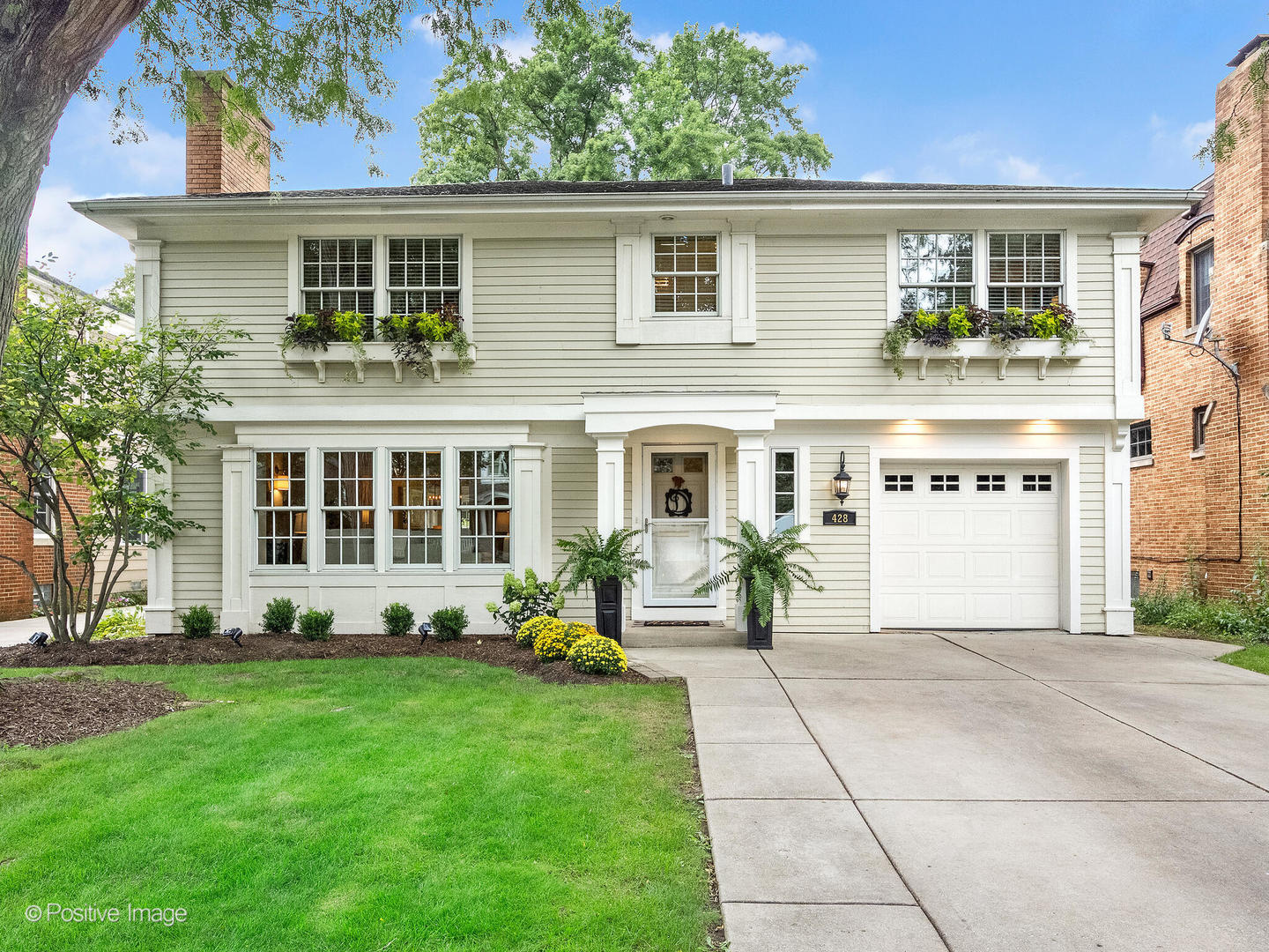 428 S Edgewood Avenue, La Grange, IL 60525