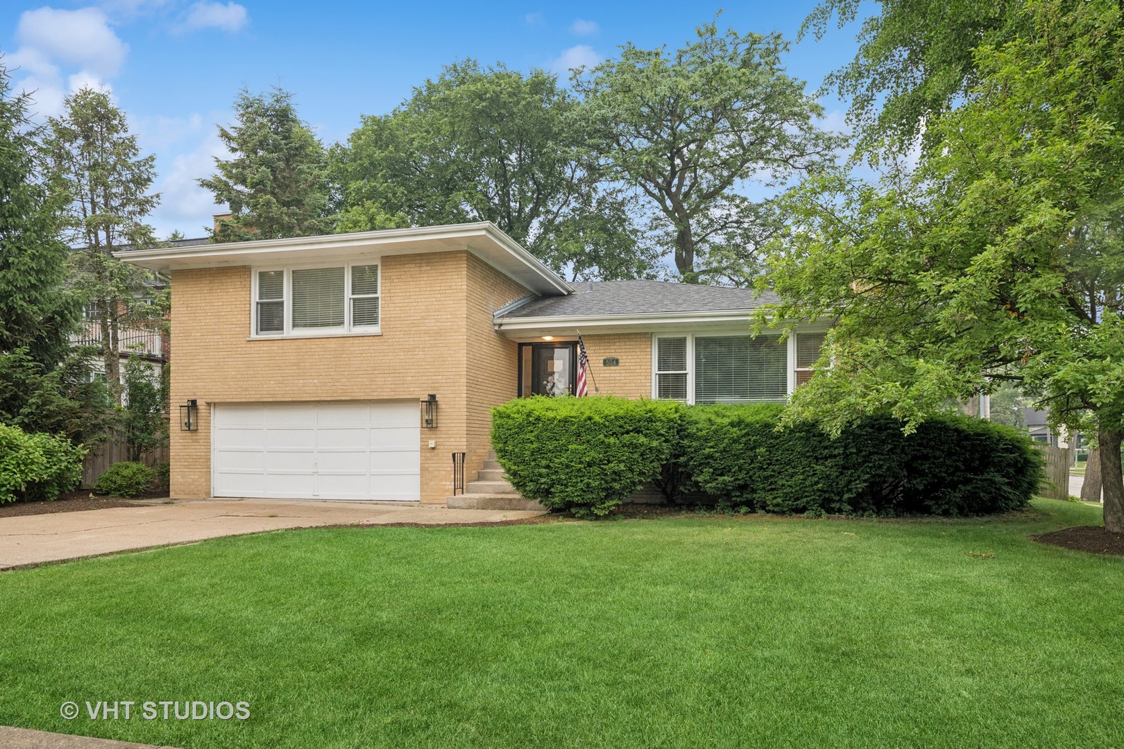504 S Spring Avenue, La Grange, IL 60525
