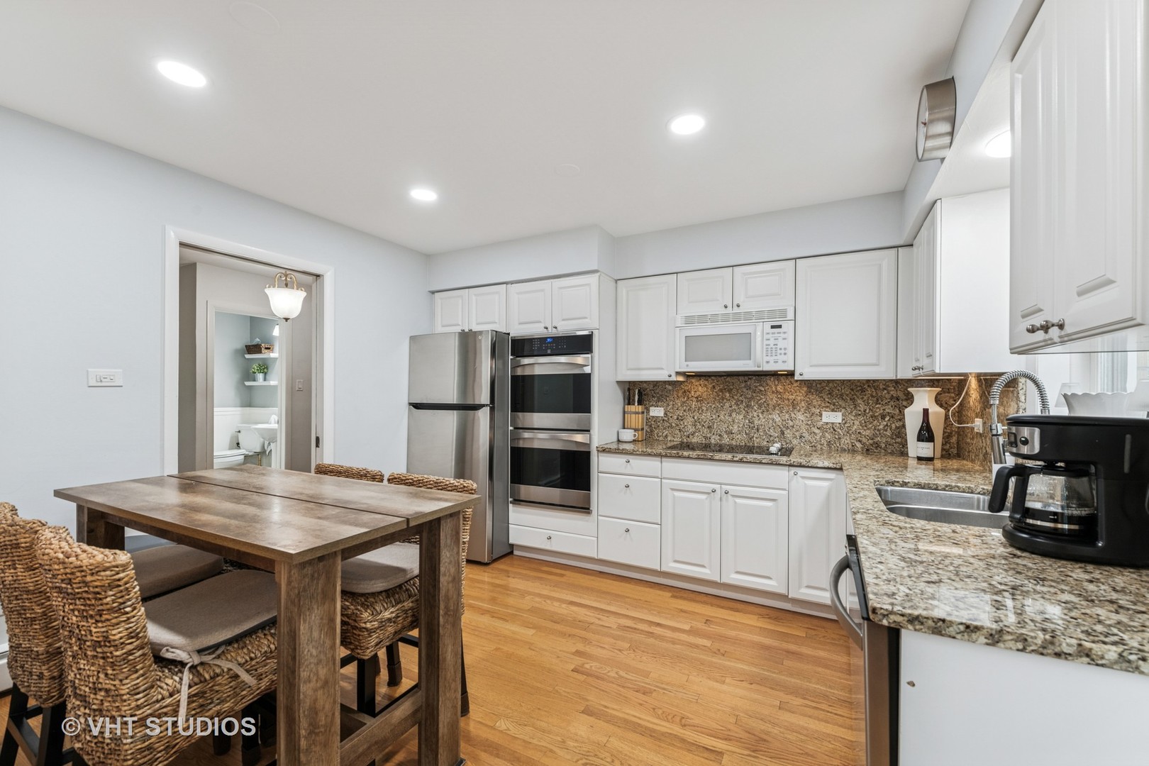 504 S Spring Avenue, La Grange, IL 60525