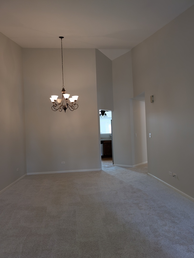 1209 Kensington #1209, Mundelein, IL 60060