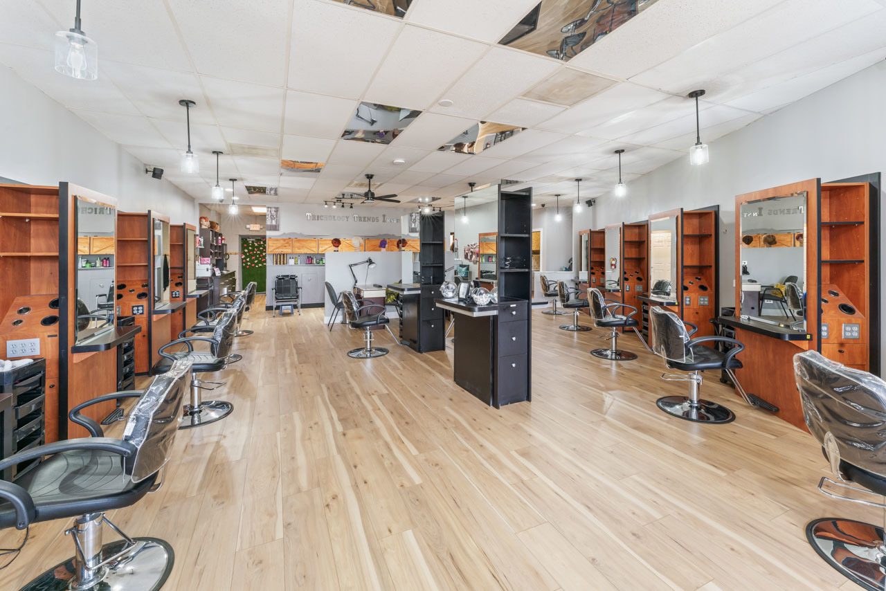 9999 confidential Avenue, Palatine, IL 60067