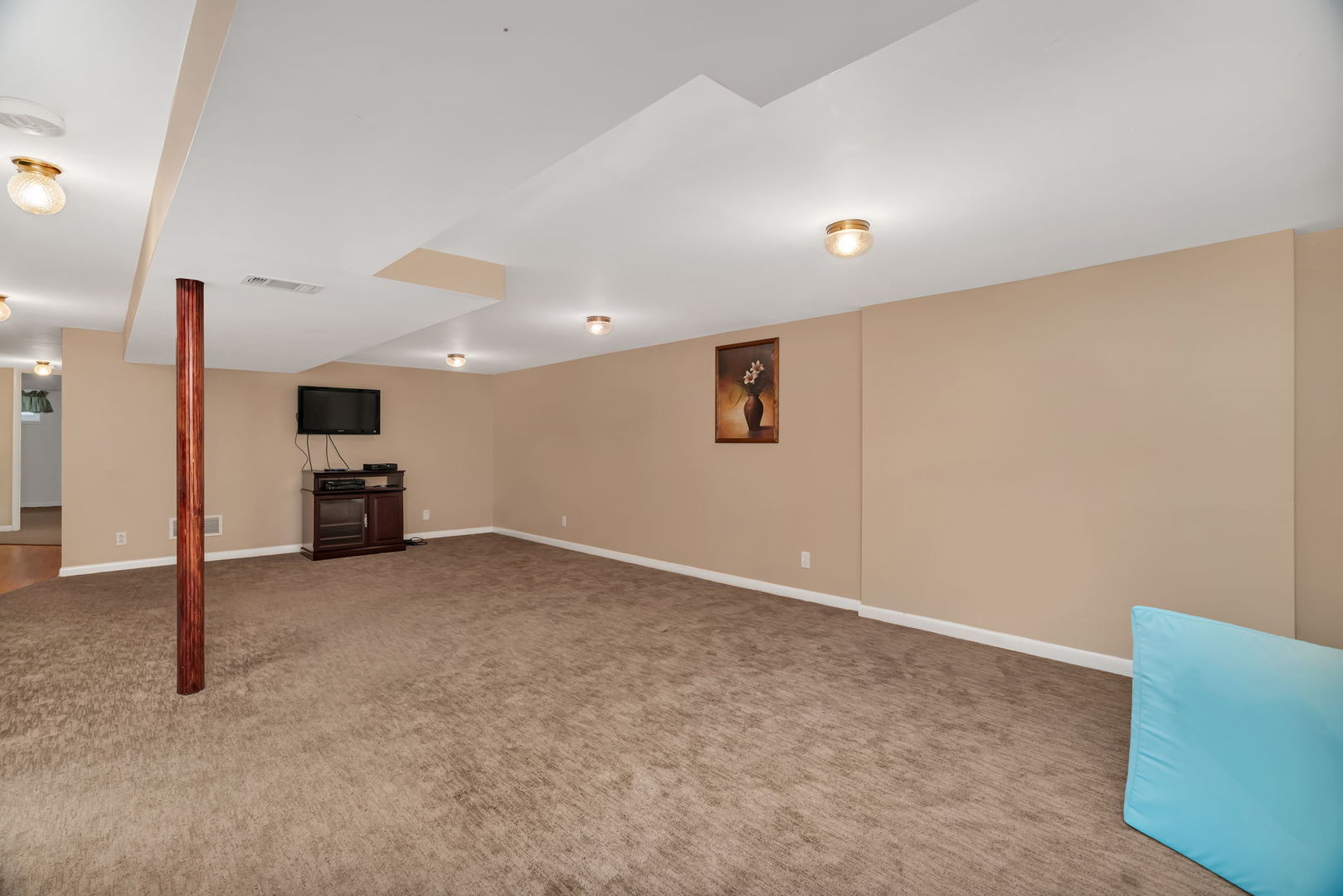 15317 Las Robles Street, Oak Forest, IL 60452