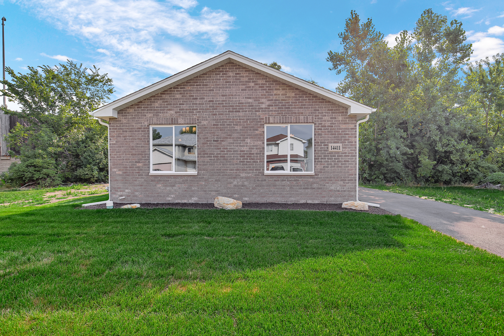 14411 S Albany Avenue, Posen, IL 60469