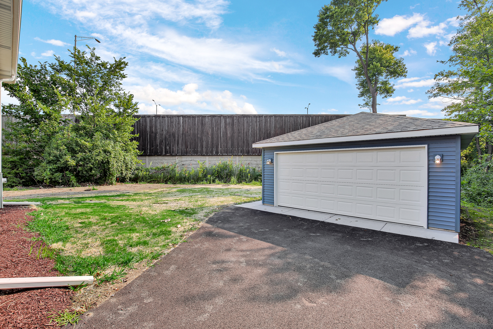 14411 S Albany Avenue, Posen, IL 60469