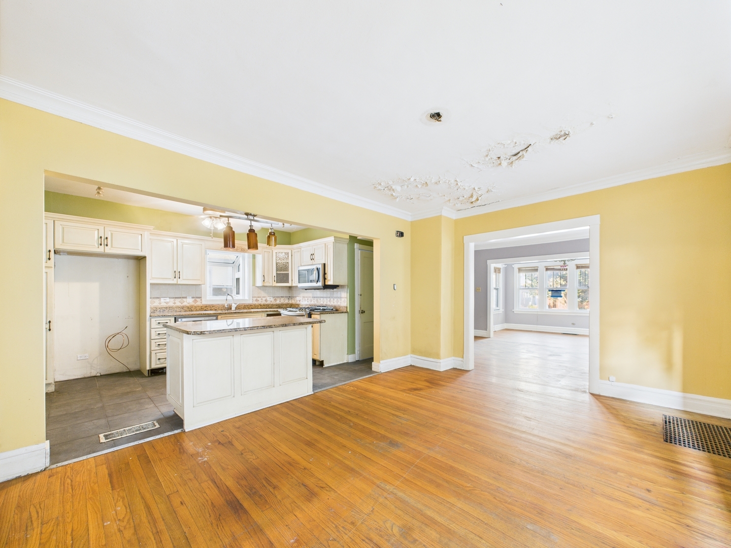515 S Oak Park Avenue, Oak Park, IL 60304