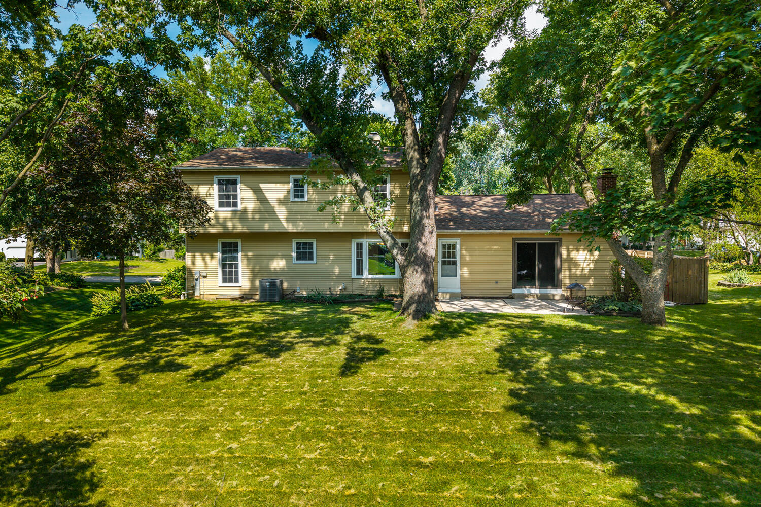 1137 Overton Court, Naperville, IL 60540