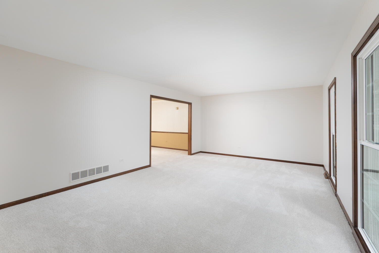 1137 Overton Court, Naperville, IL 60540