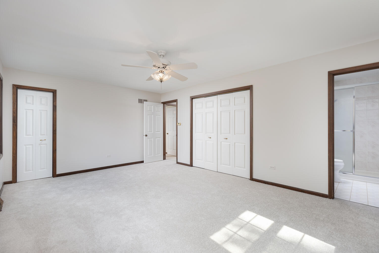 1137 Overton Court, Naperville, IL 60540
