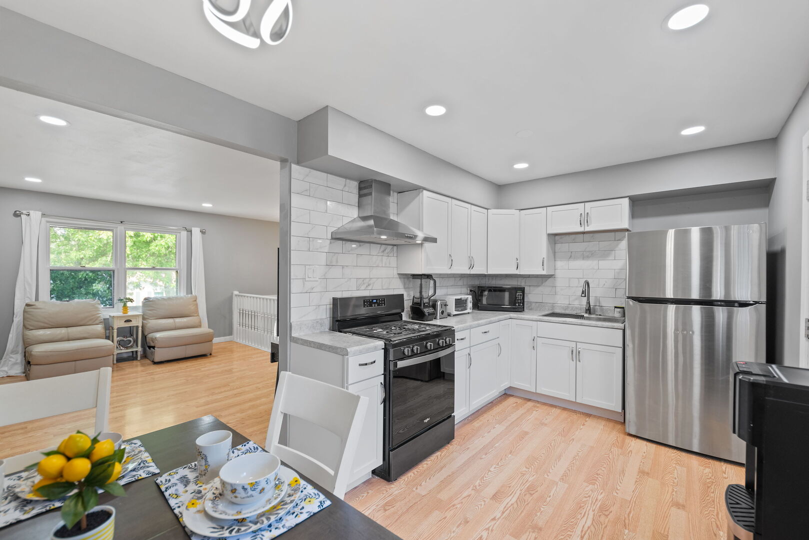 226 Barbara Lane, Steger, IL 60475