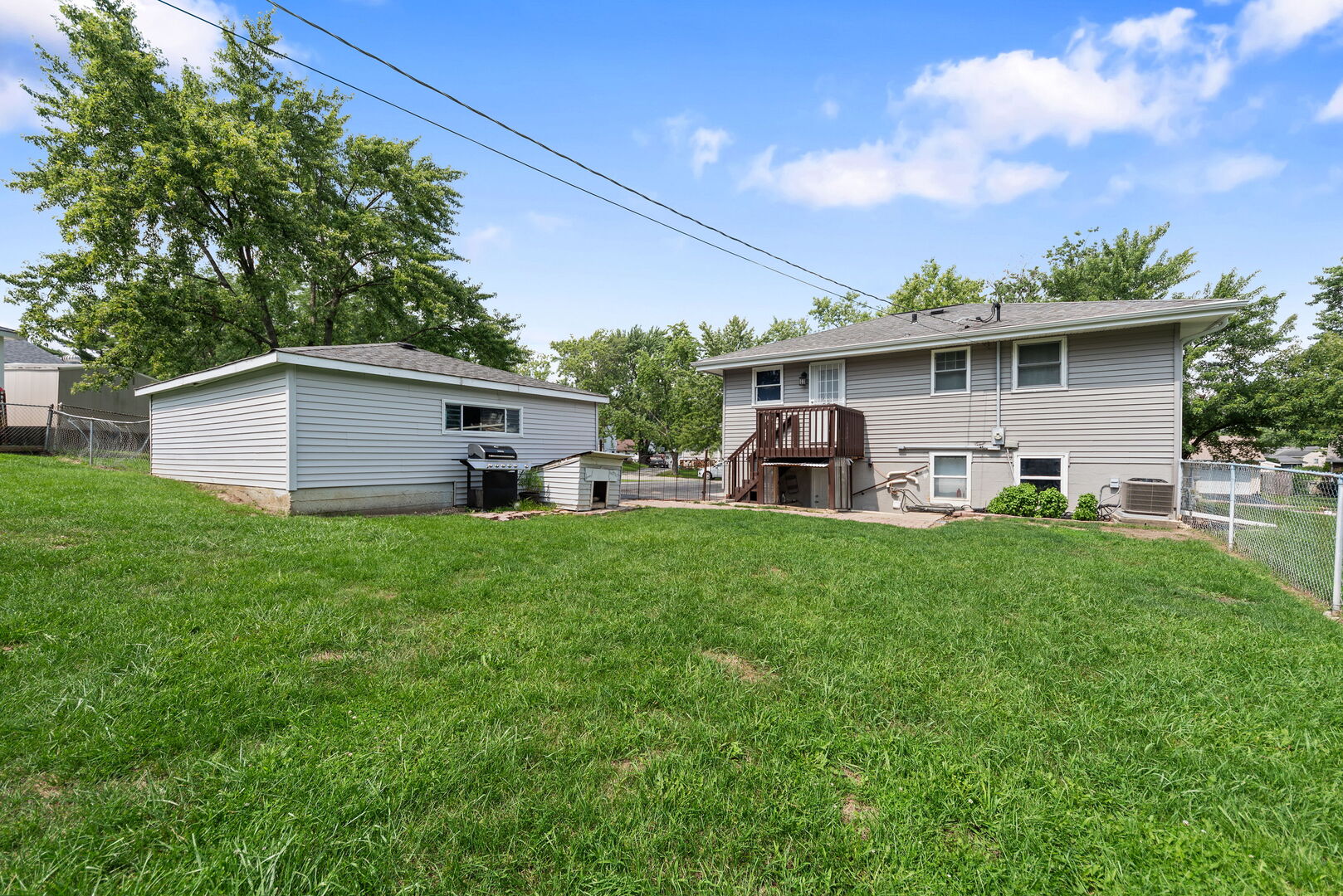 226 Barbara Lane, Steger, IL 60475