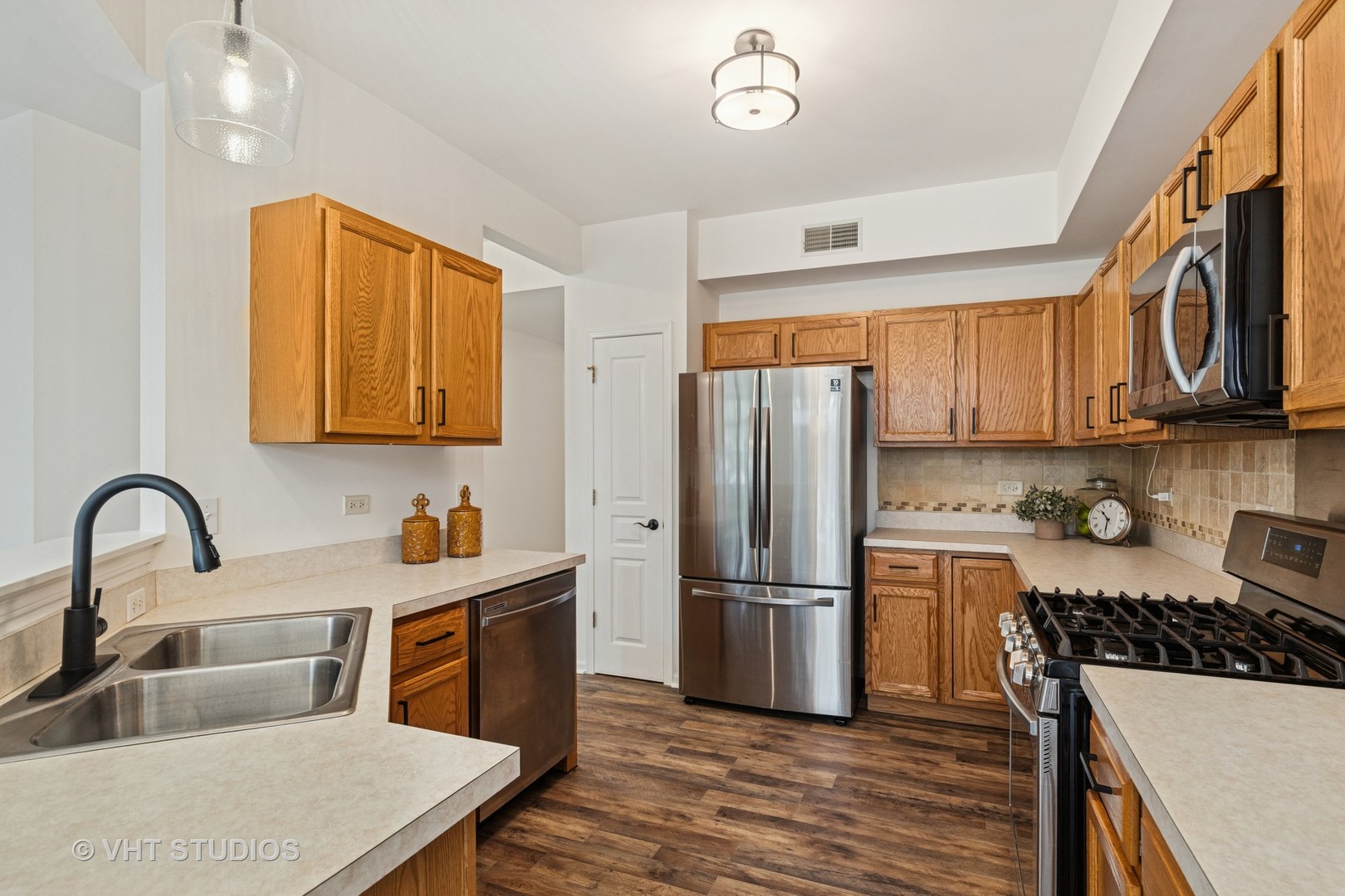 12564 Castle Rock Drive, Huntley, IL 60142