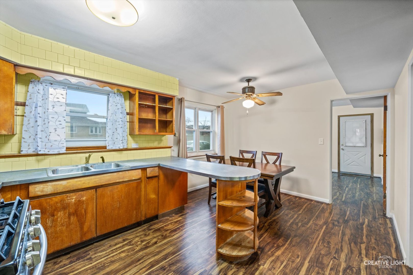 10201 S California Avenue, Chicago, IL 60655