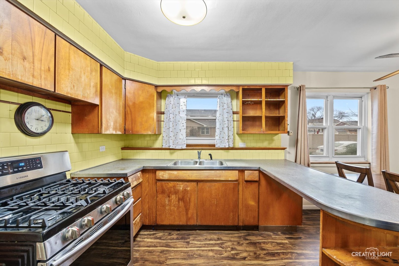 10201 S California Avenue, Chicago, IL 60655