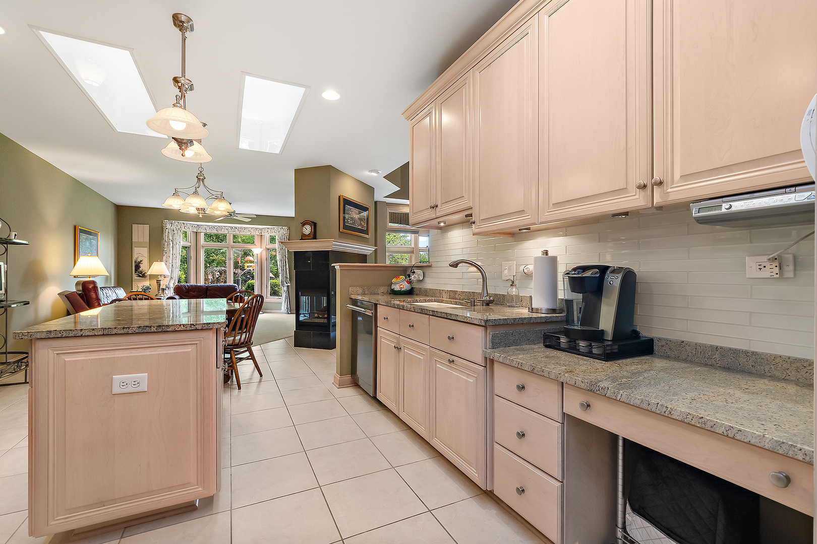 8700 Berkley Court, Orland Park, IL 60462