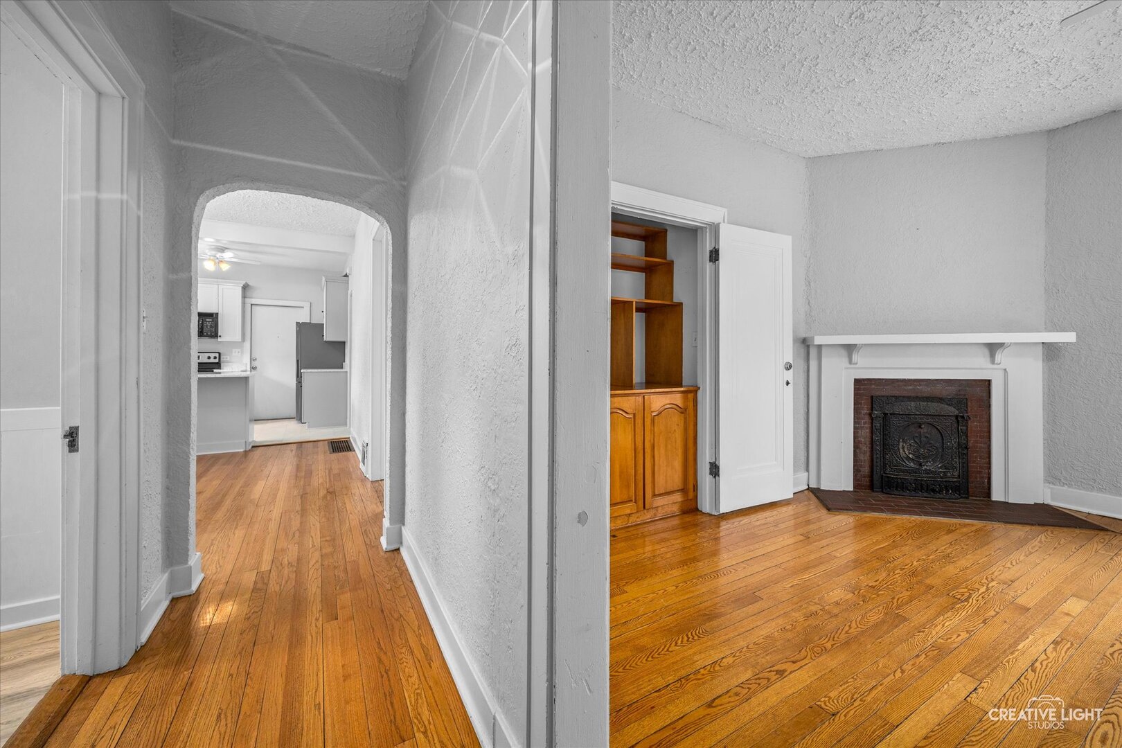 117 N West Street #1, Wheaton, IL 60187