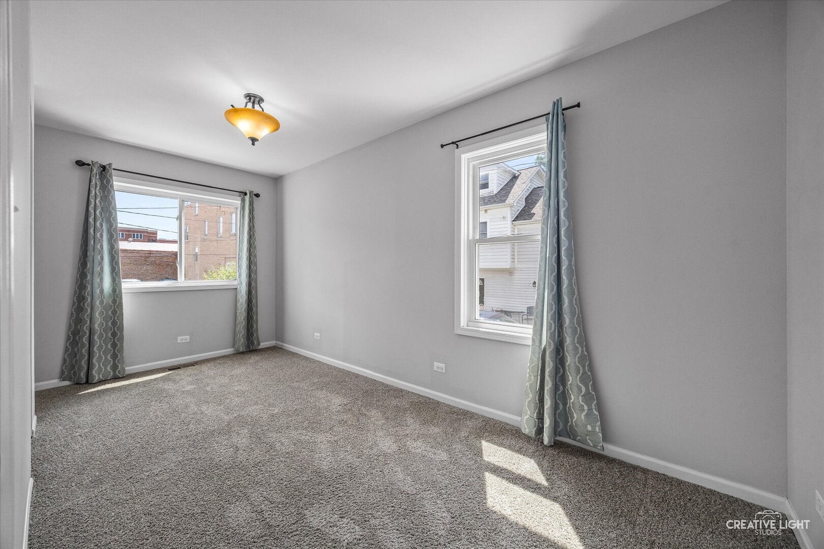 117 N West Street #1, Wheaton, IL 60187