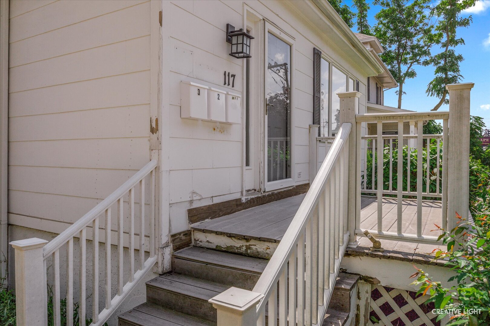 117 N West Street #1, Wheaton, IL 60187
