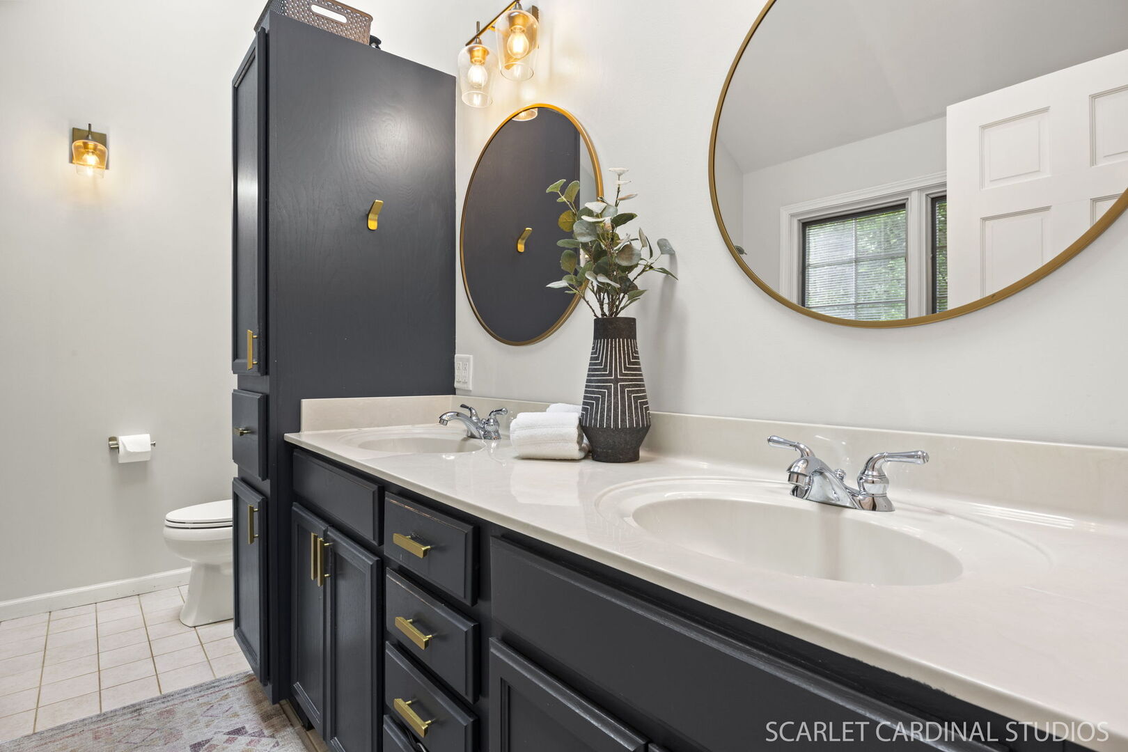 1231 Champion Forest Court, Wheaton, IL 60187