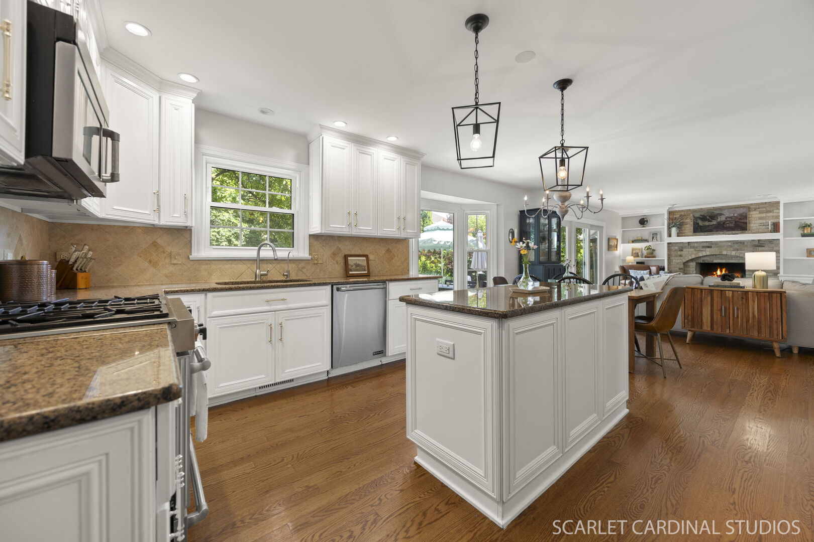 1231 Champion Forest Court, Wheaton, IL 60187