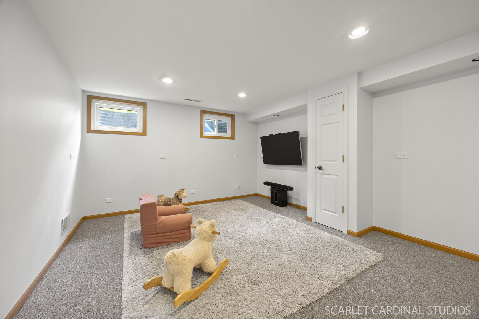 1231 Champion Forest Court, Wheaton, IL 60187