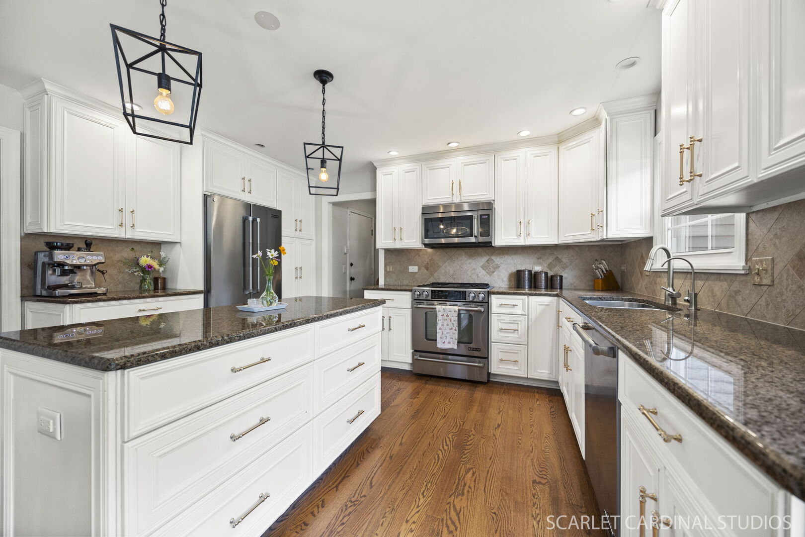1231 Champion Forest Court, Wheaton, IL 60187