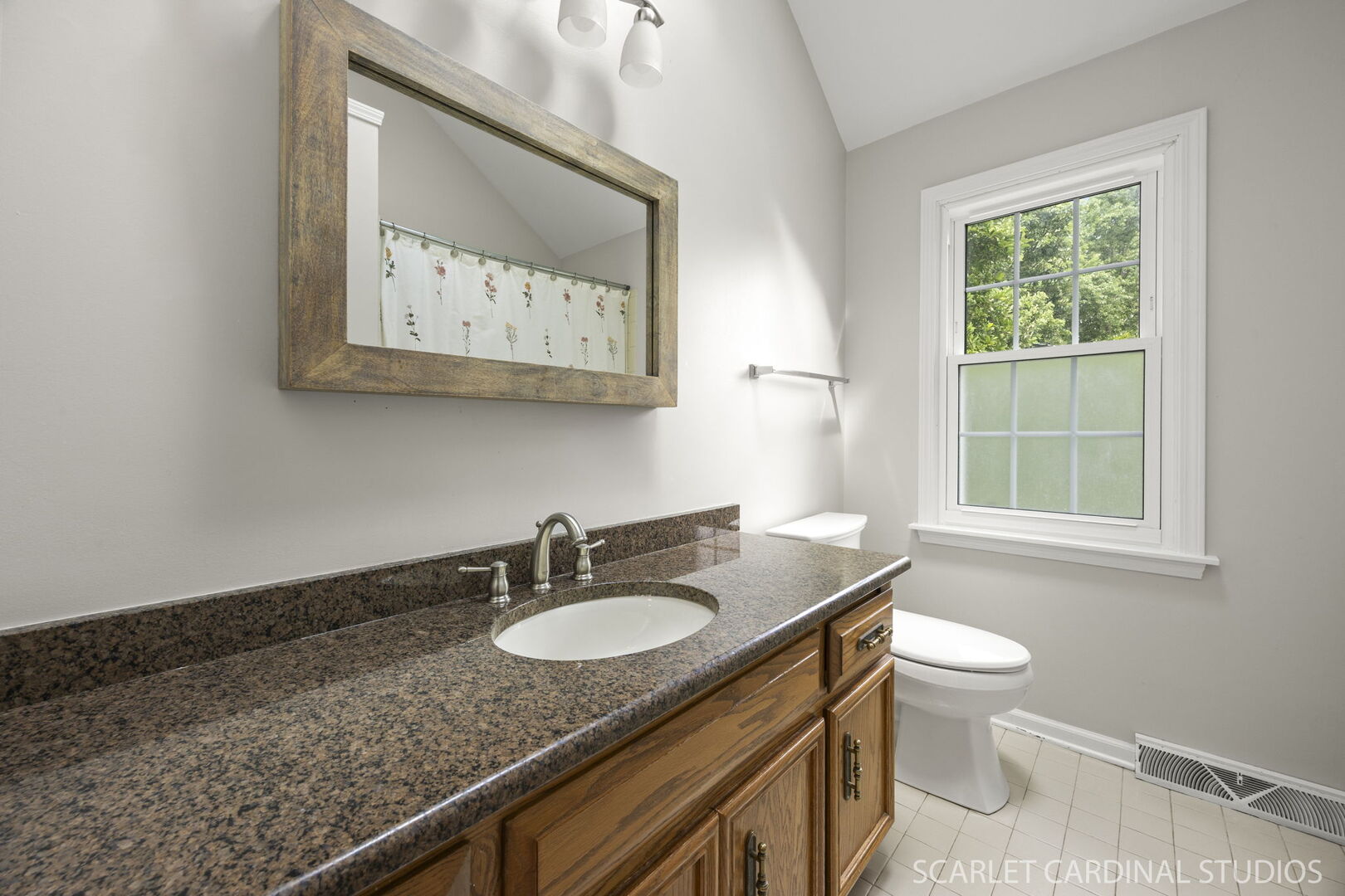 1231 Champion Forest Court, Wheaton, IL 60187