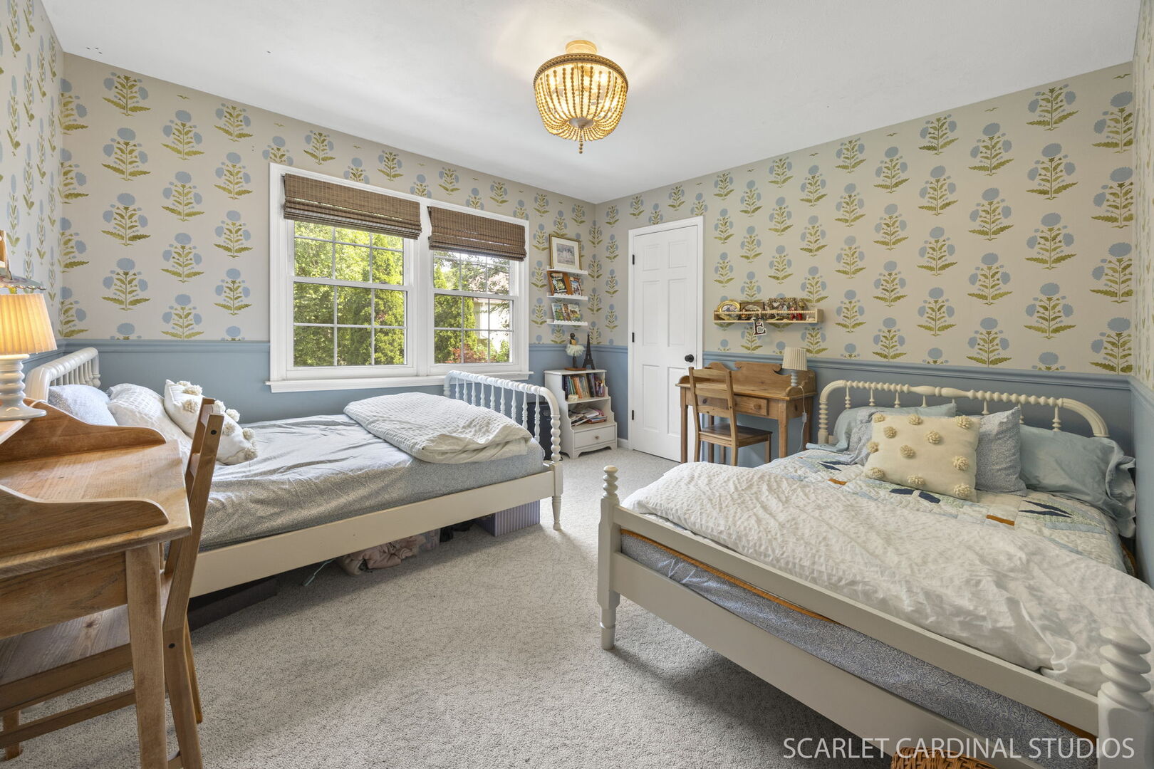 1231 Champion Forest Court, Wheaton, IL 60187