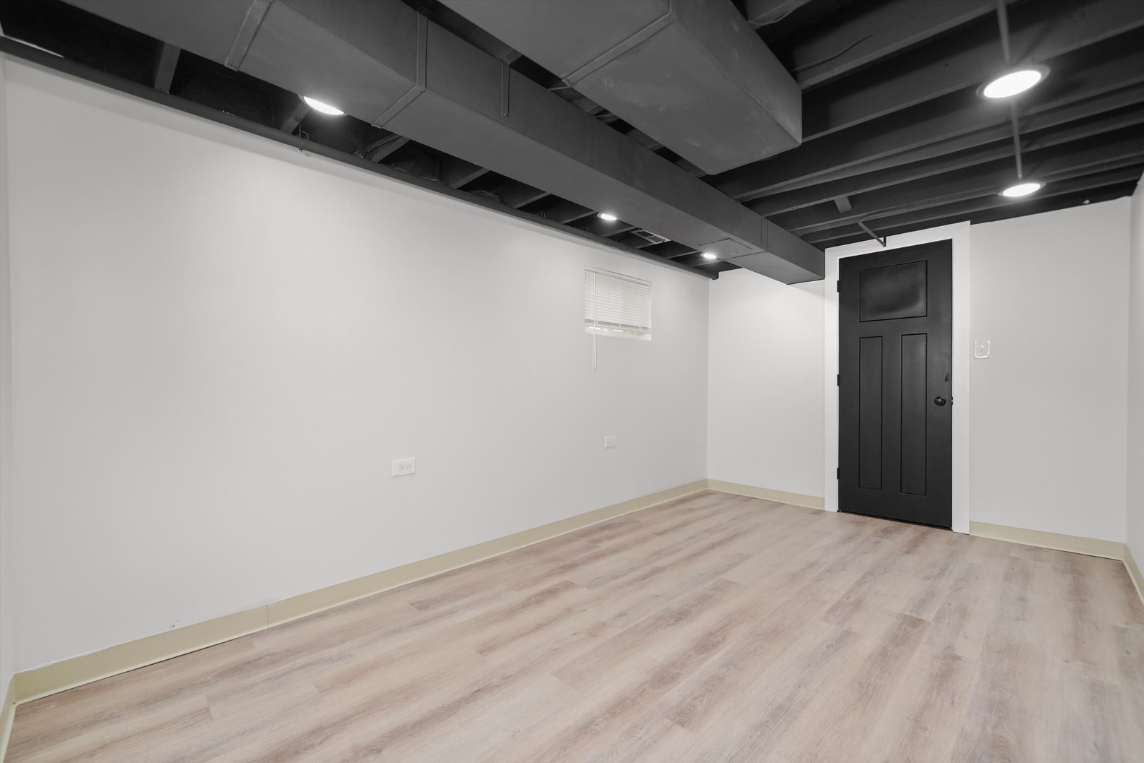 7006 S Bell Avenue, Chicago, IL 60636