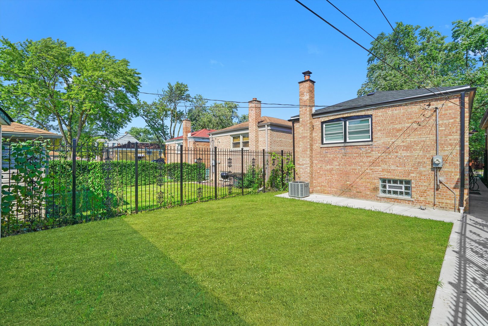 7006 S Bell Avenue, Chicago, IL 60636
