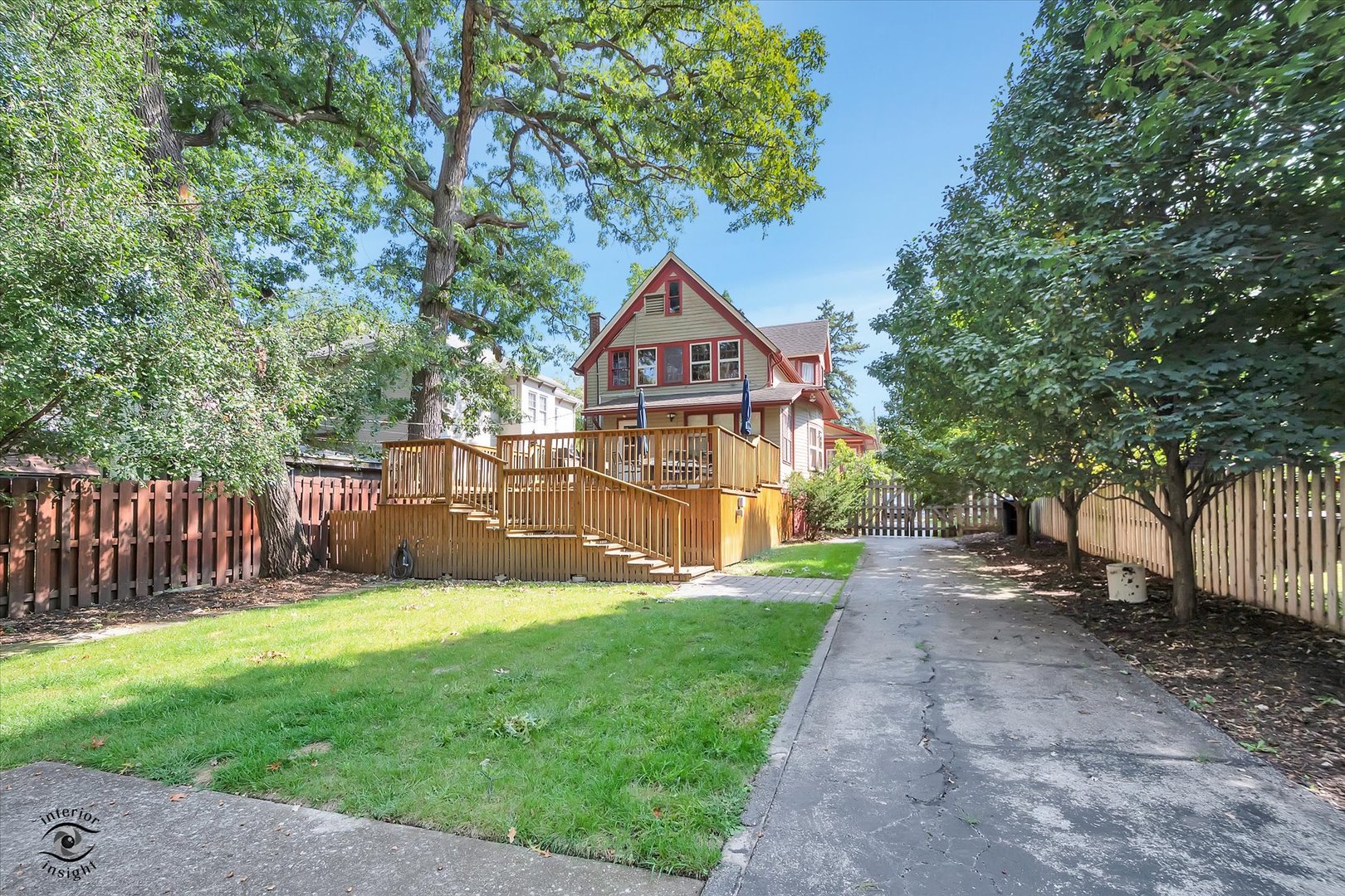 9806 S Vanderpoel Avenue, Chicago, IL 60643