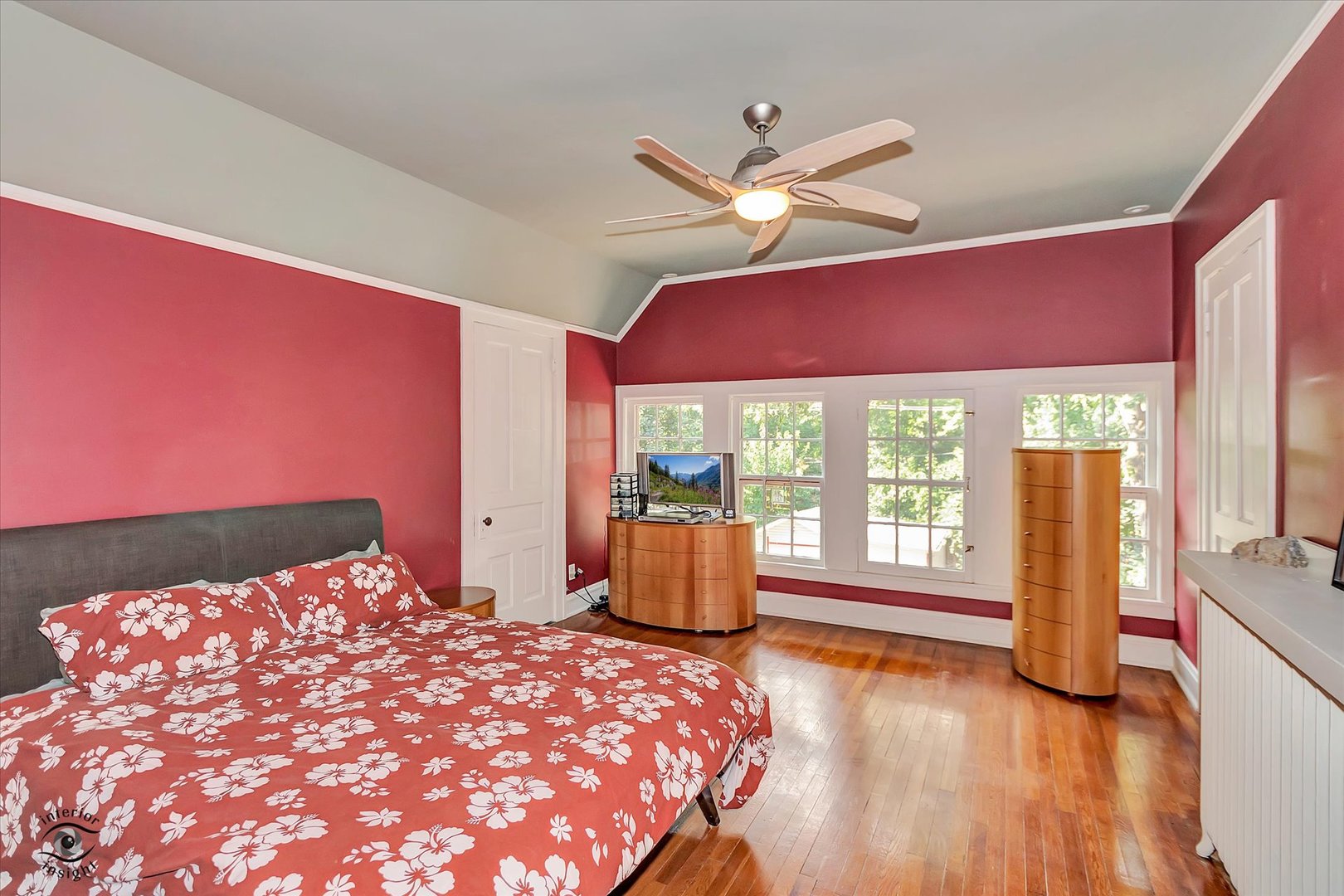 9806 S Vanderpoel Avenue, Chicago, IL 60643