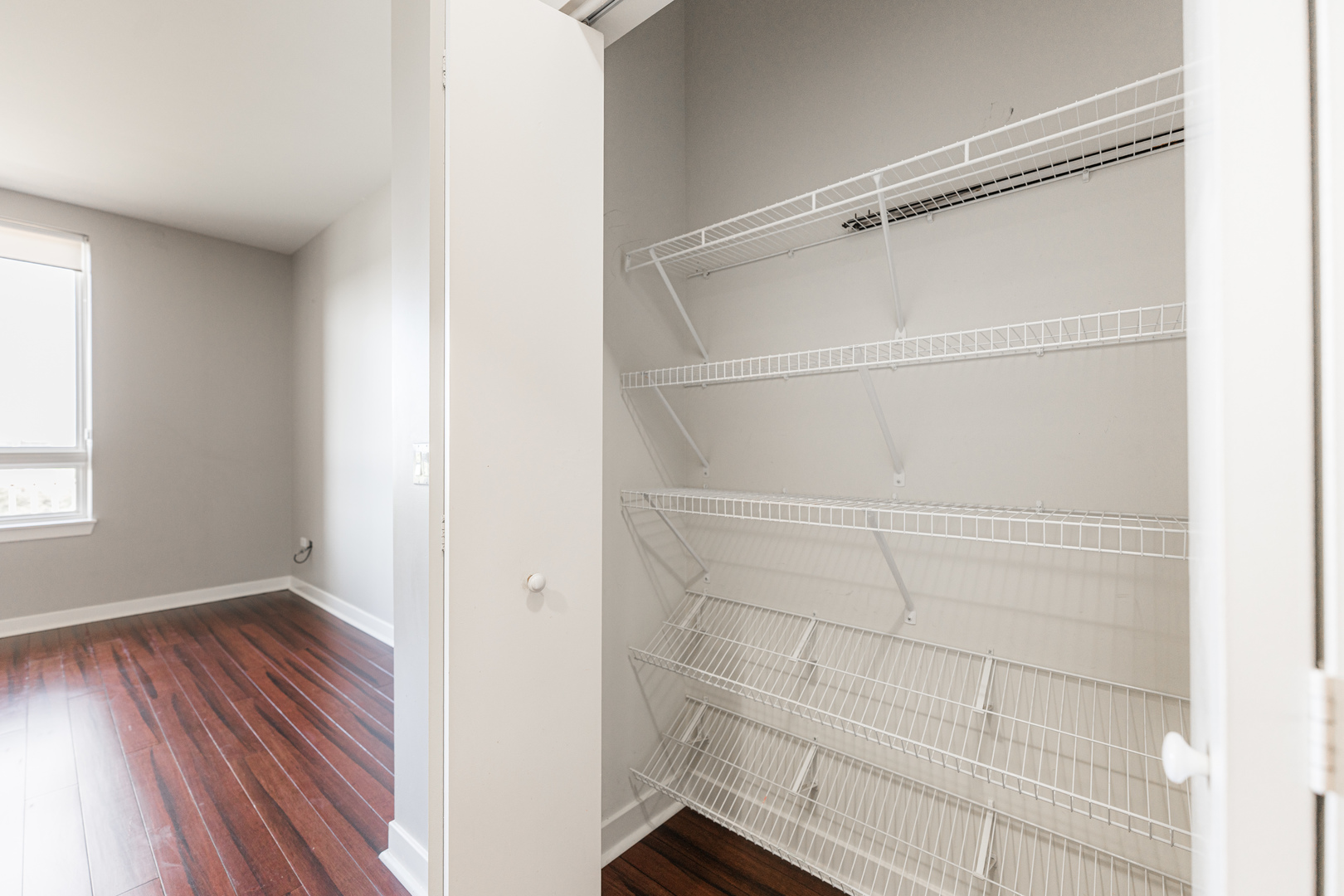 6000 N Cicero Avenue #512, Chicago, IL 60646