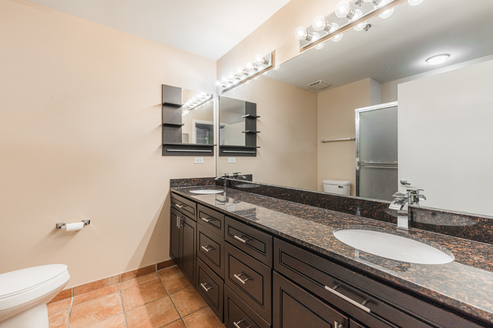 6000 N Cicero Avenue #512, Chicago, IL 60646