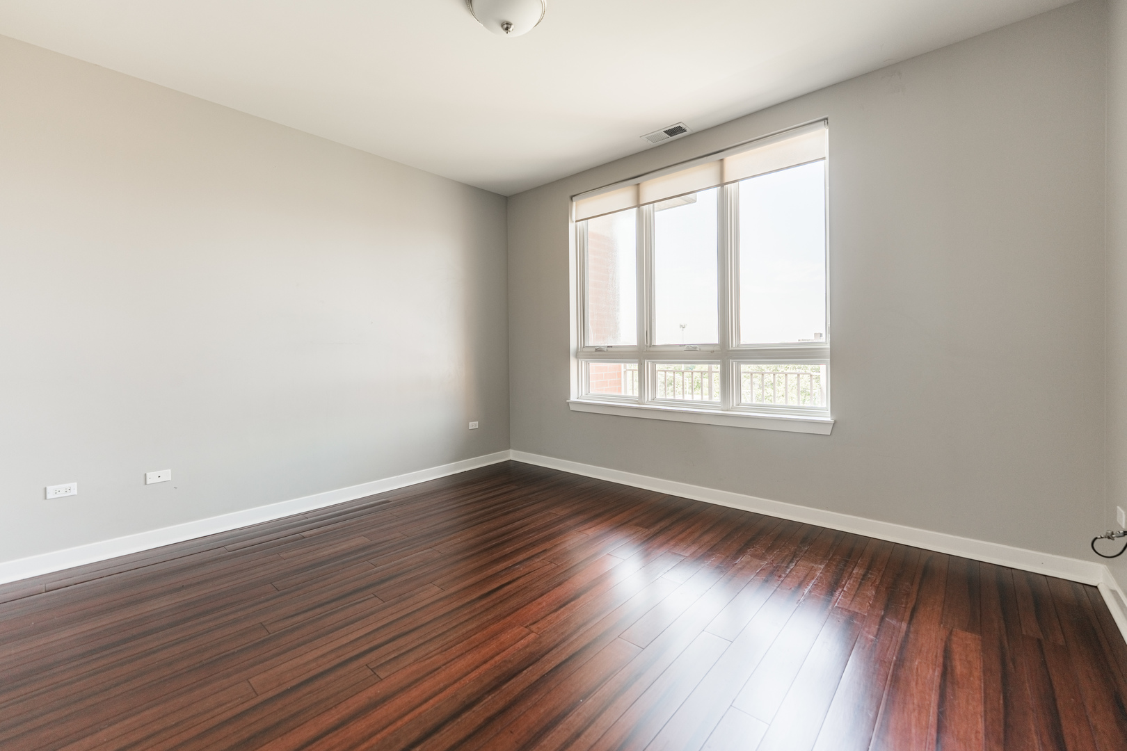 6000 N Cicero Avenue #512, Chicago, IL 60646