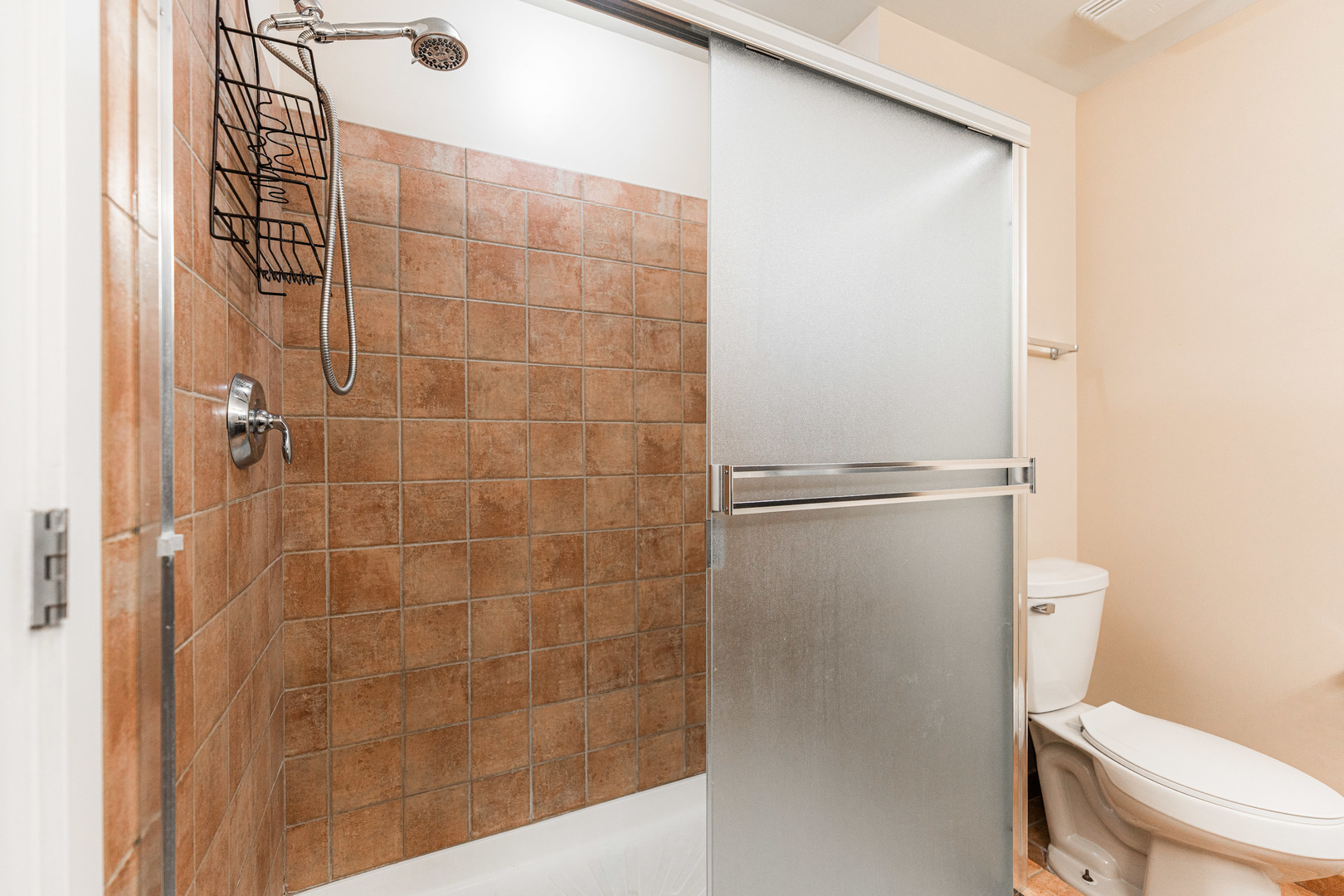 6000 N Cicero Avenue #512, Chicago, IL 60646