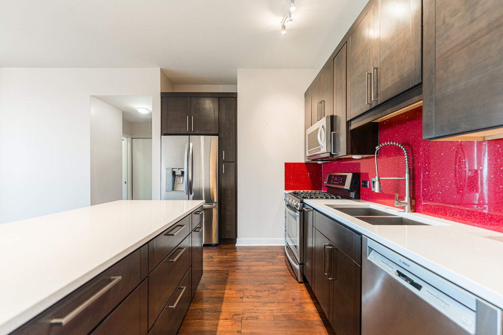 6000 N Cicero Avenue #512, Chicago, IL 60646