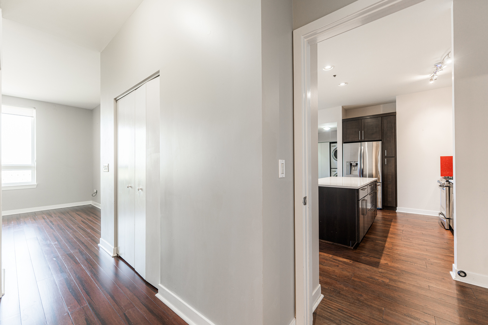 6000 N Cicero Avenue #512, Chicago, IL 60646
